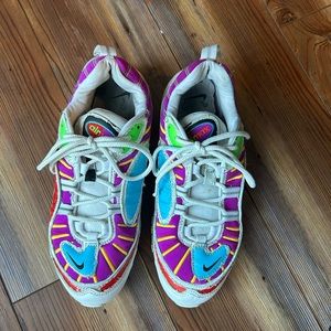 Nike women’s Air Max 98 LX Cut Away. 7.5